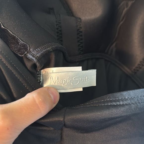 MAGICSUIT Rialto One Piece Ruched Black Swimsuit 14DD - Picture 11 of 13